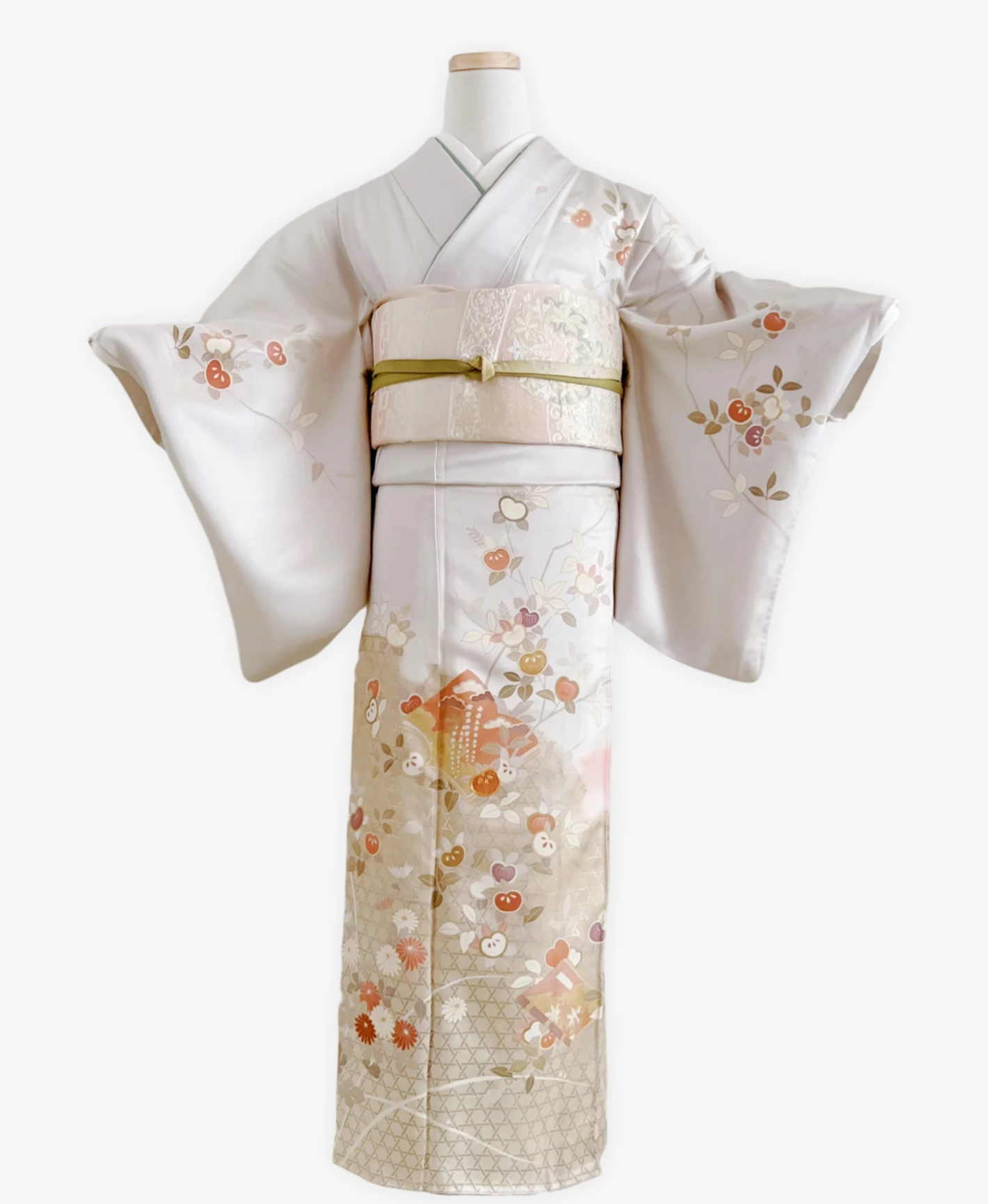 White Citrus Houmongi - Image 1