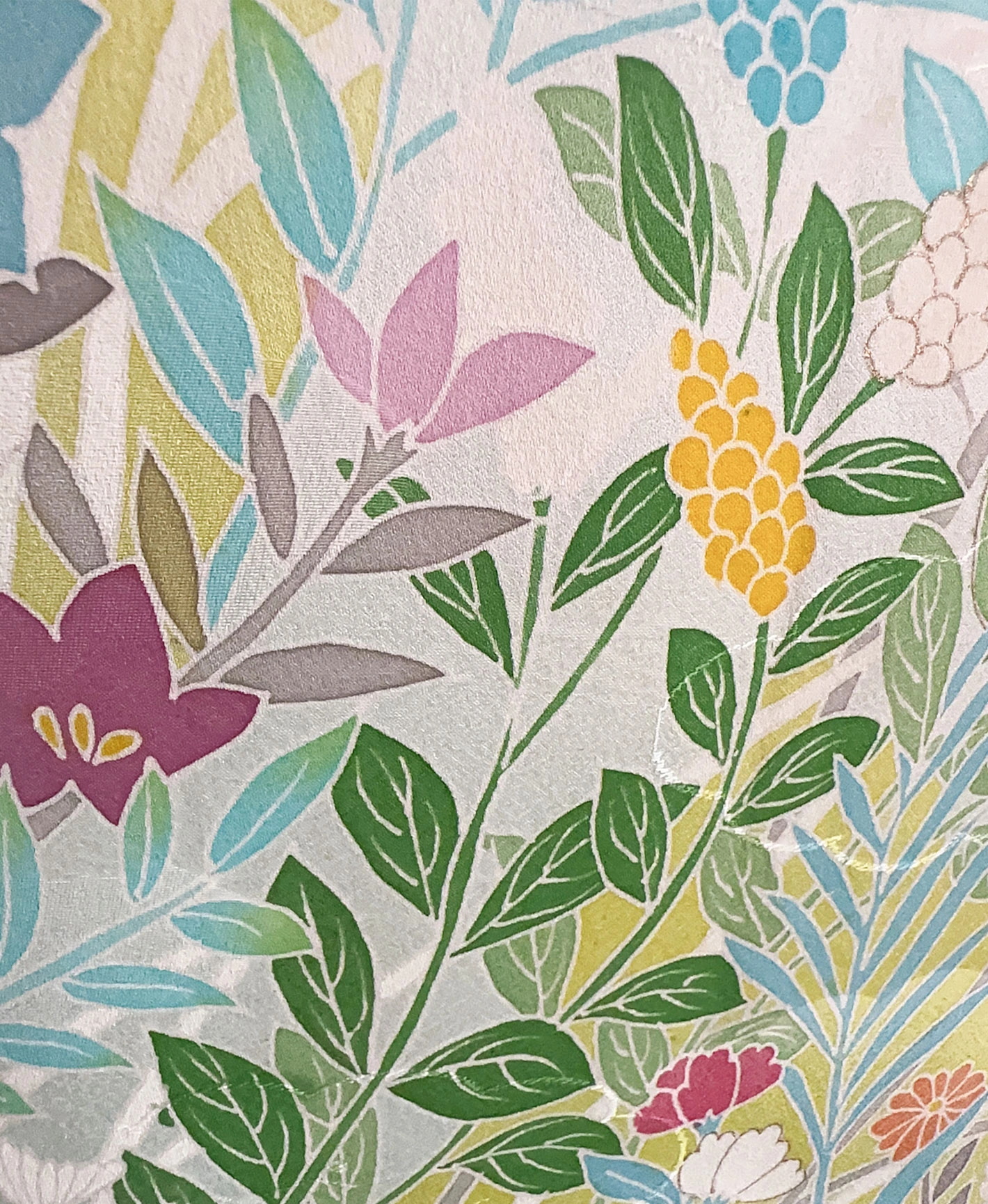 Shell White Floral Houmongi - Image 7