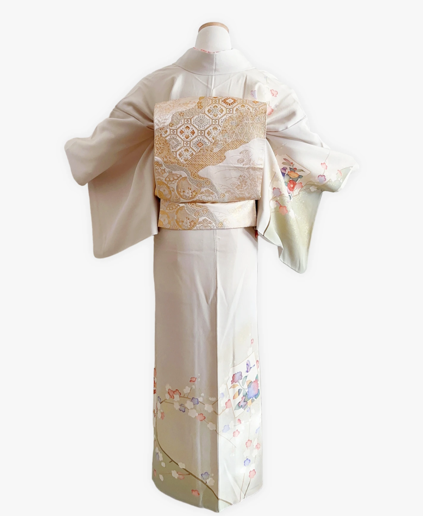 Willow Green Plum Houmongi - Image 2