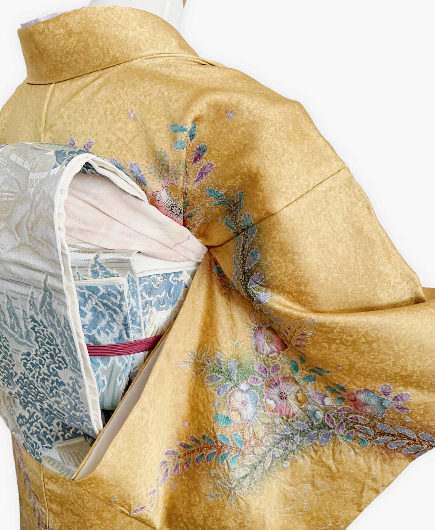 Golden Brown Floral Houmongi - Image 4