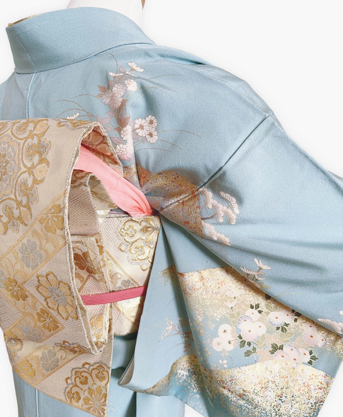 Sky Blue Landscape Houmongi - Image 4