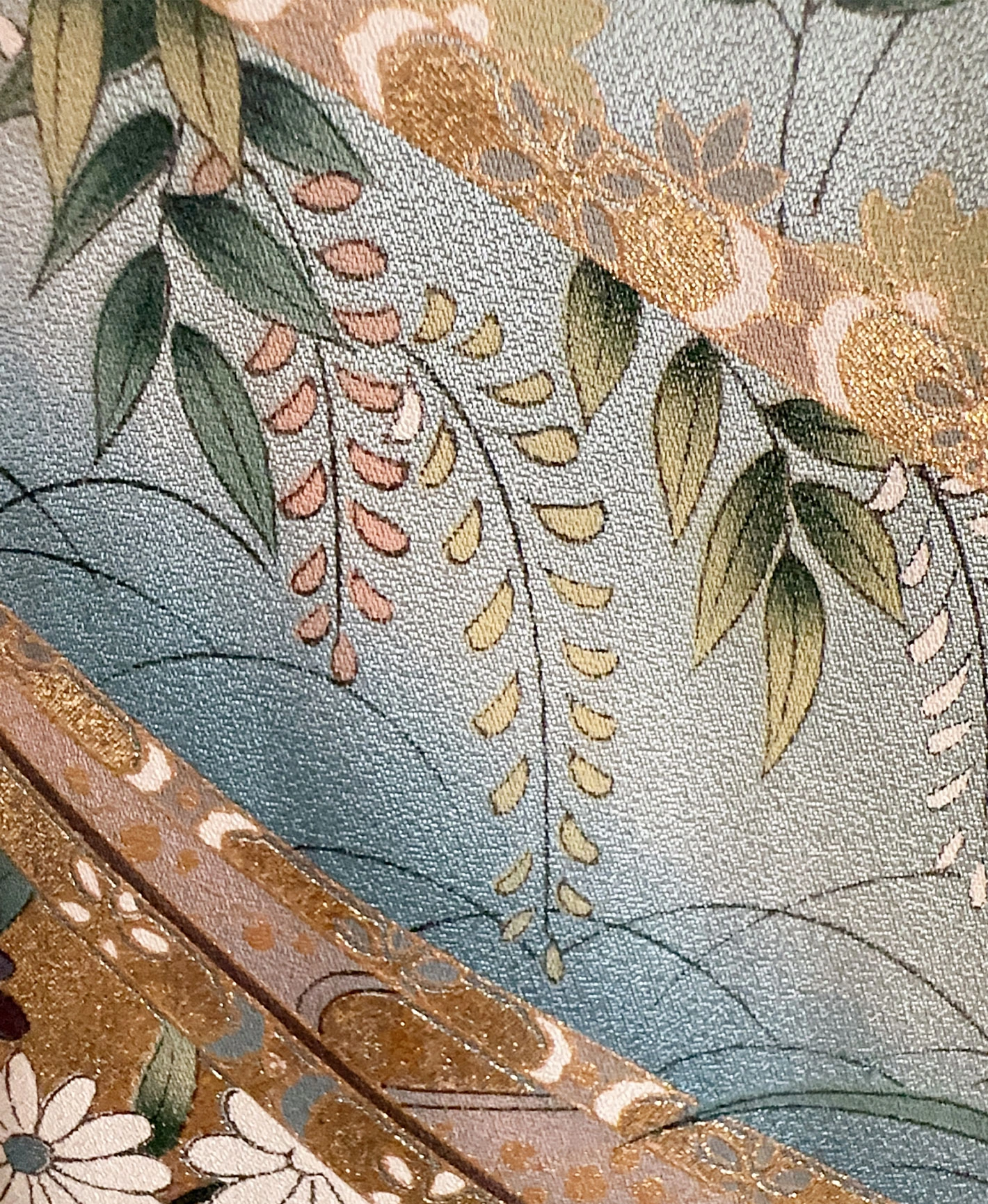 Fresh Green Peony Houmongi - Image 7