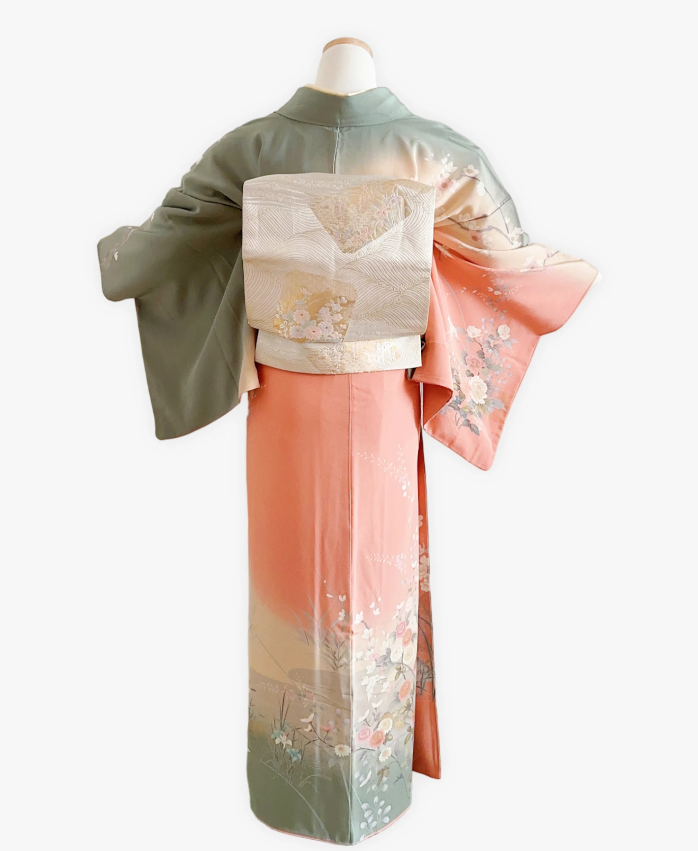 Sage Gray Heron Houmongi - Image 2