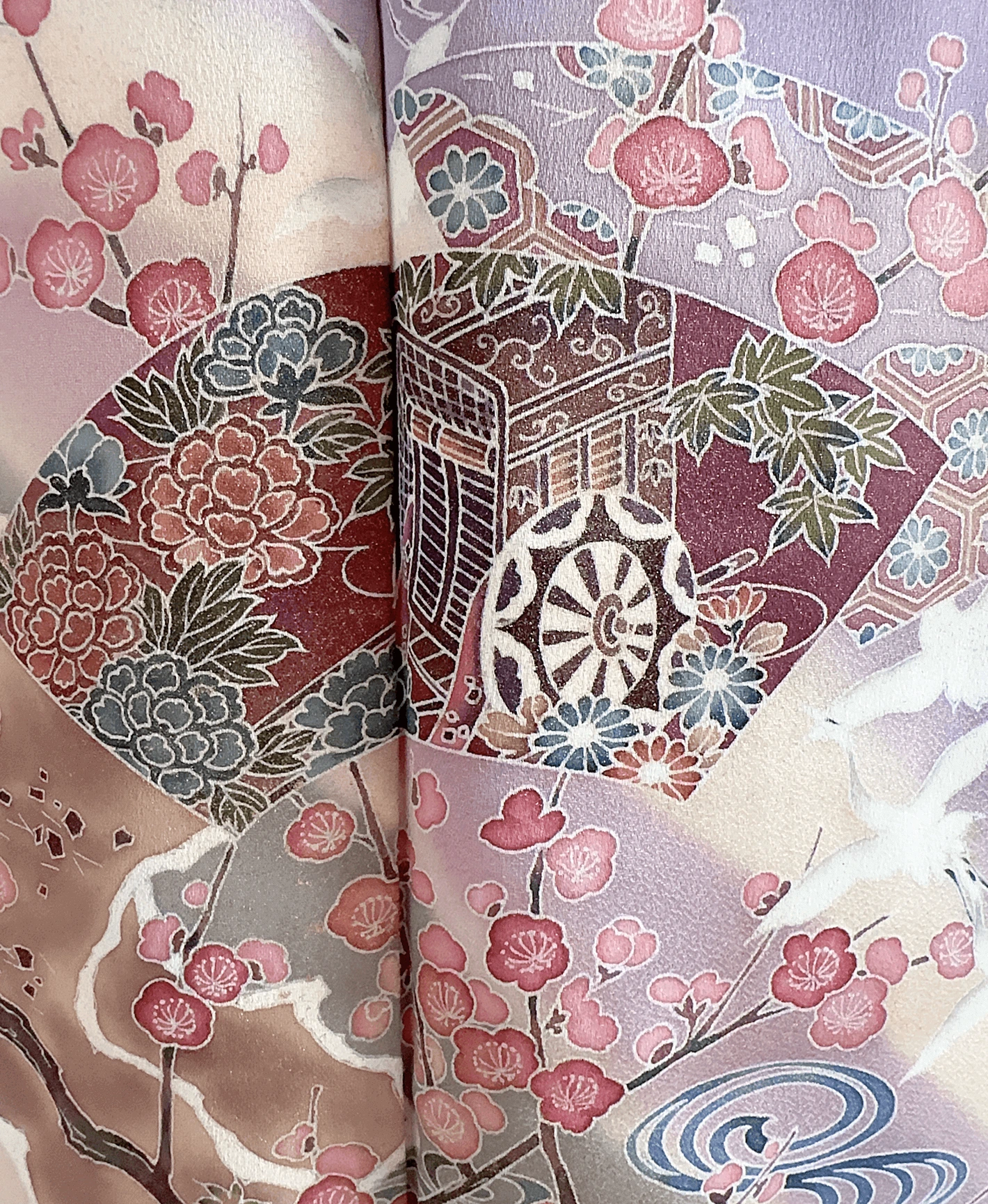 Grape Crane Houmongi - Image 6