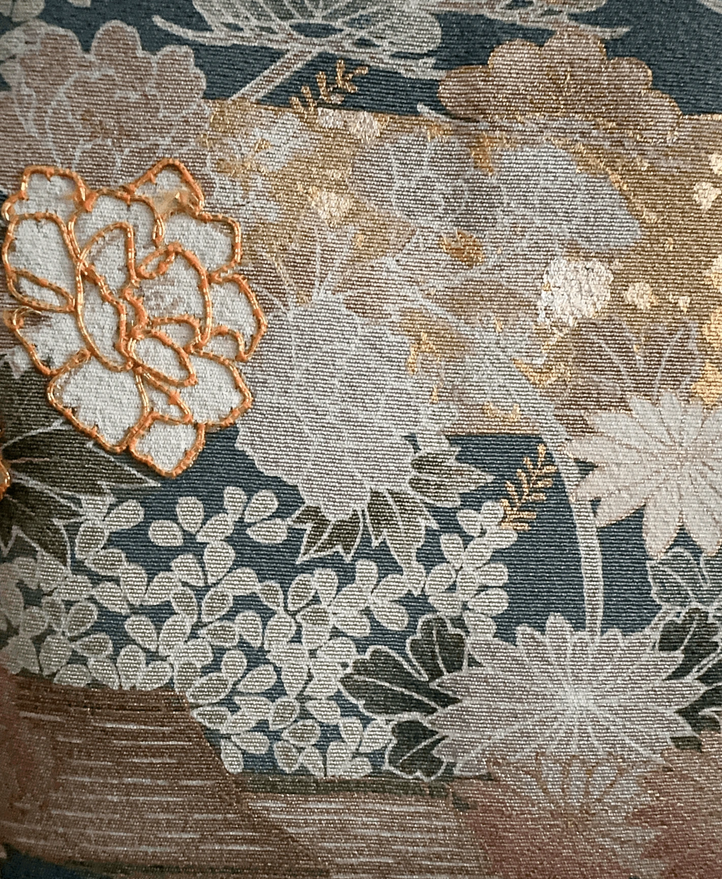 Indigo Peony Houmongi - Image 6