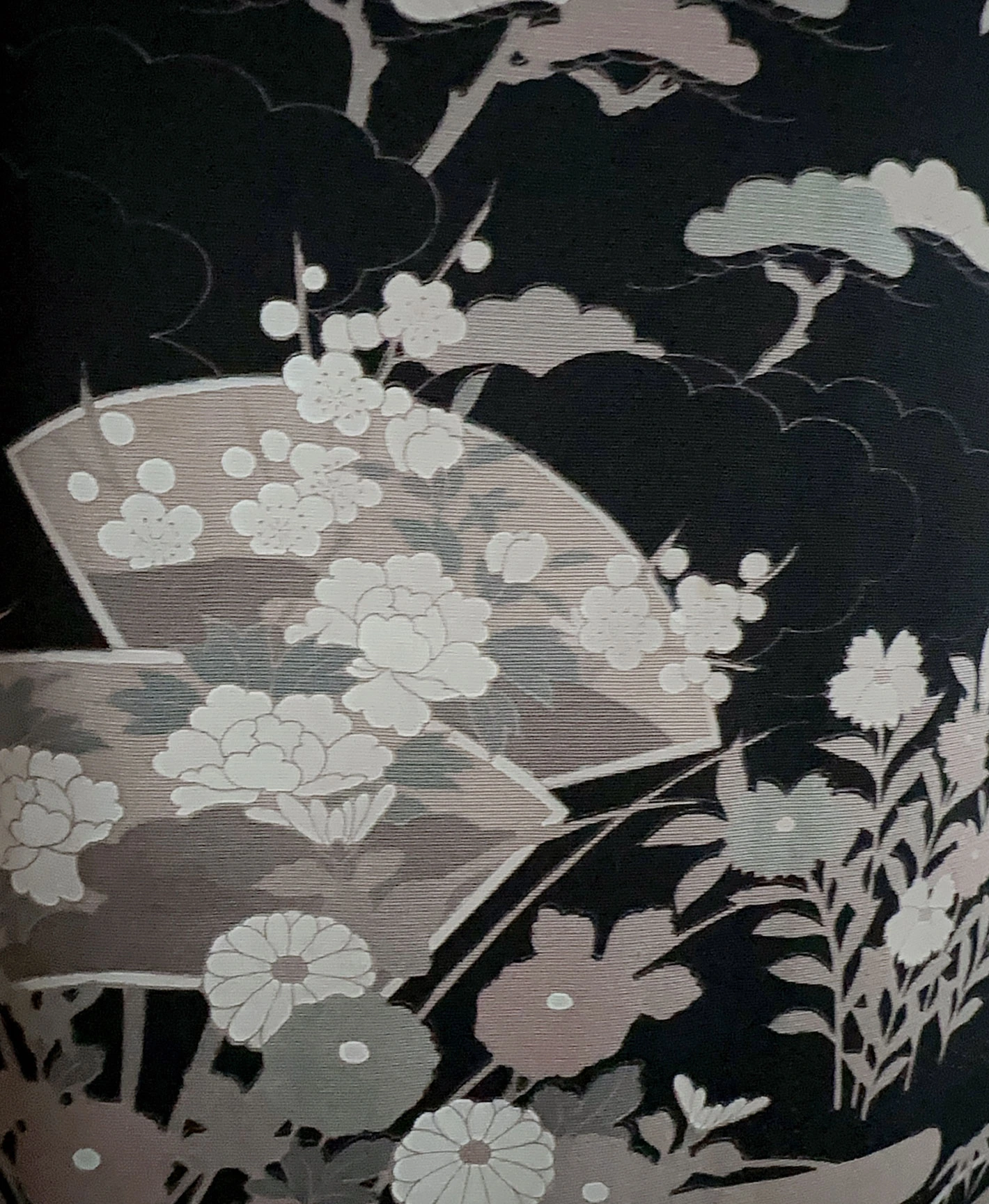 Black Fan Houmongi - Image 7