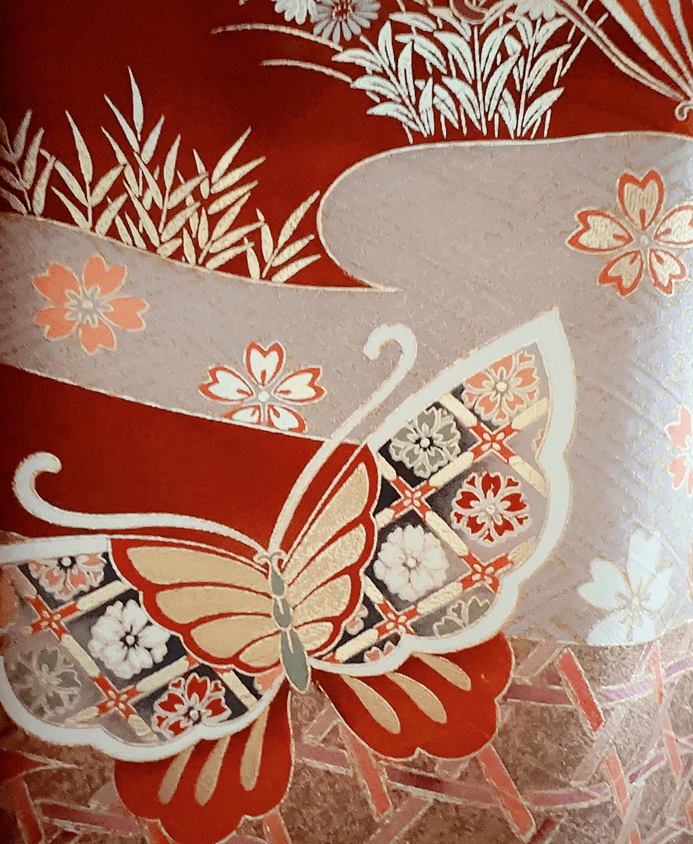 Red Butterfly Mist Furisode - Image 6