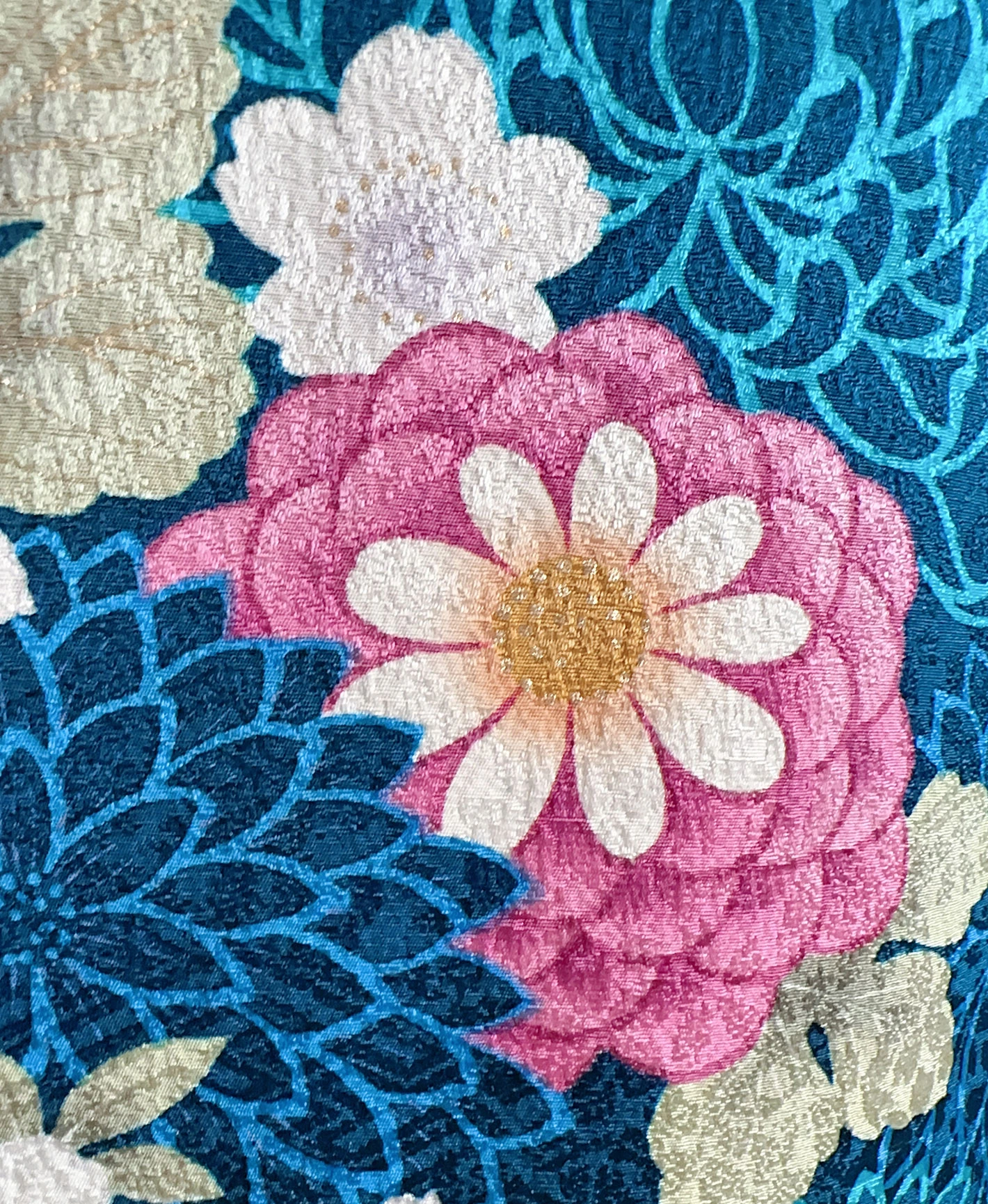 Indigo Mum Snowflake Furisode - Image 7