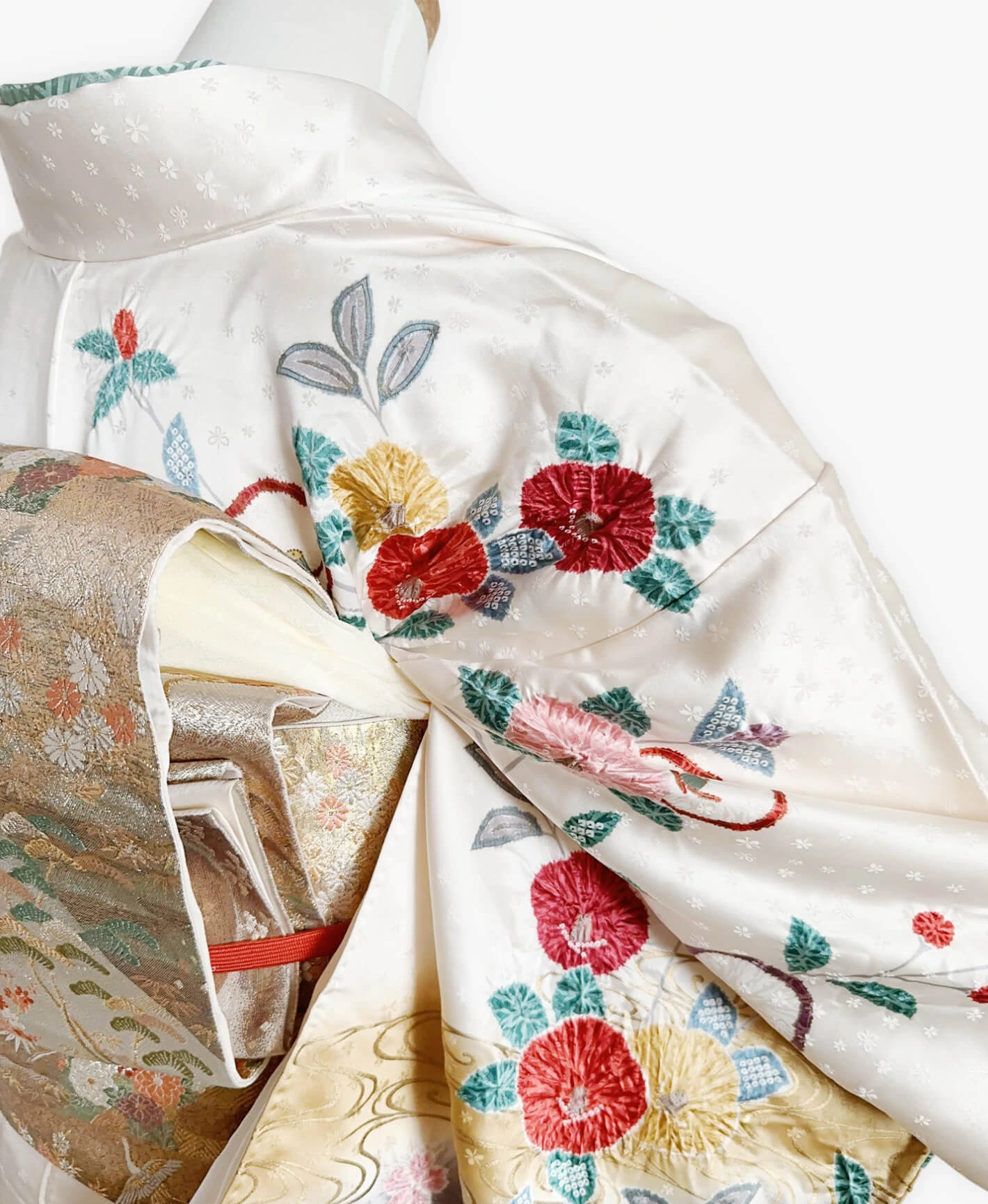 White Camellia Homongi - Image 4