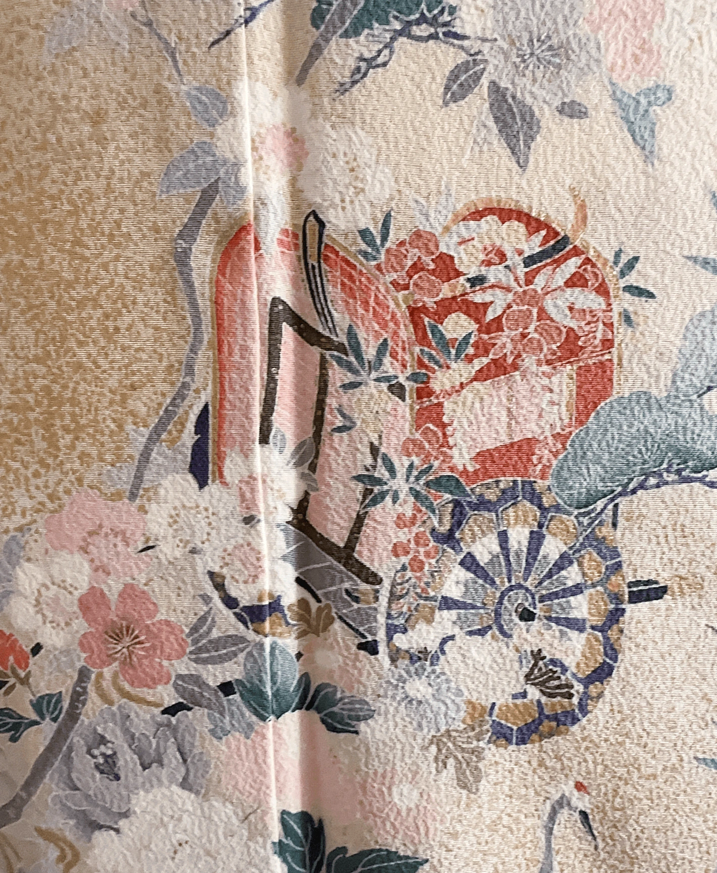 Chestnut Yellow Peony Houmongi - Image 6