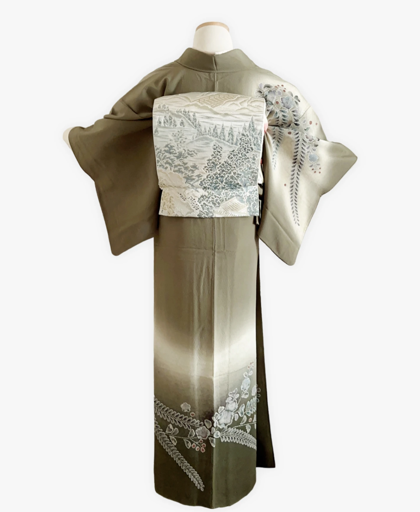 Pale Blue Tsujigahana Homongi