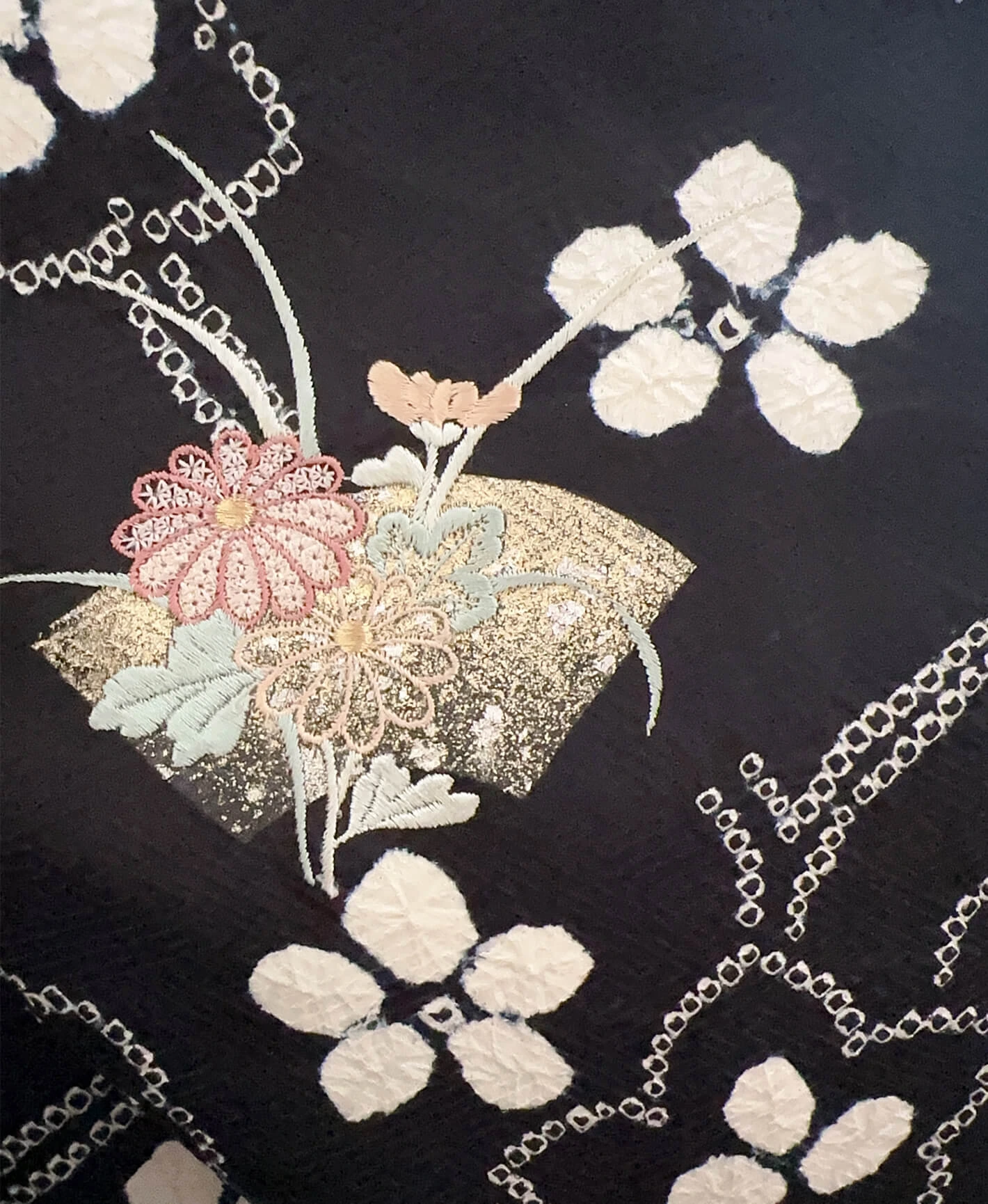 Black Fan Houmongi - Image 8