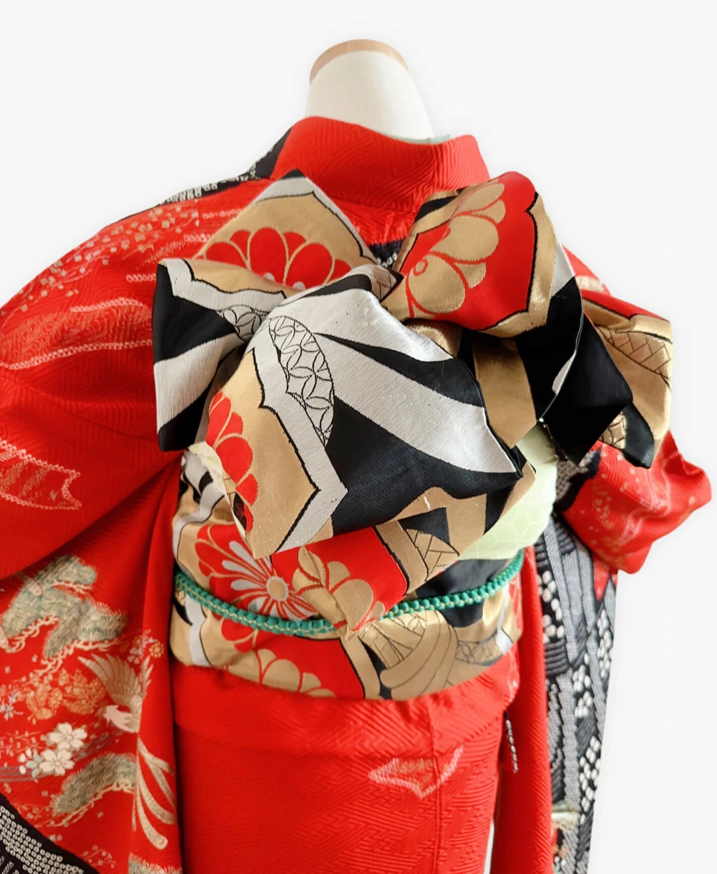 Red Phoenix Imperial Carriage Furisode - Image 4
