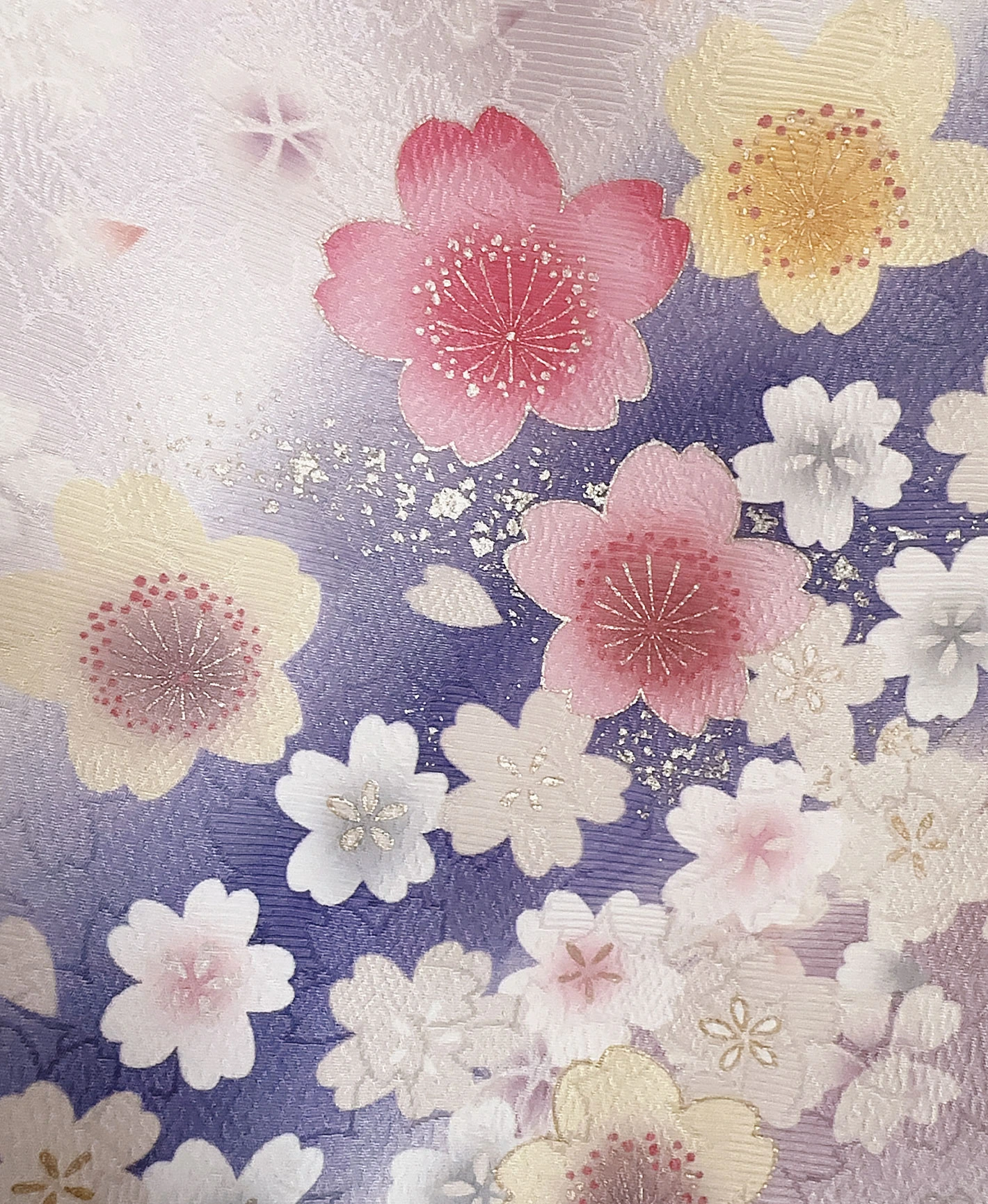 White Sakura Petals Furisode - Image 9