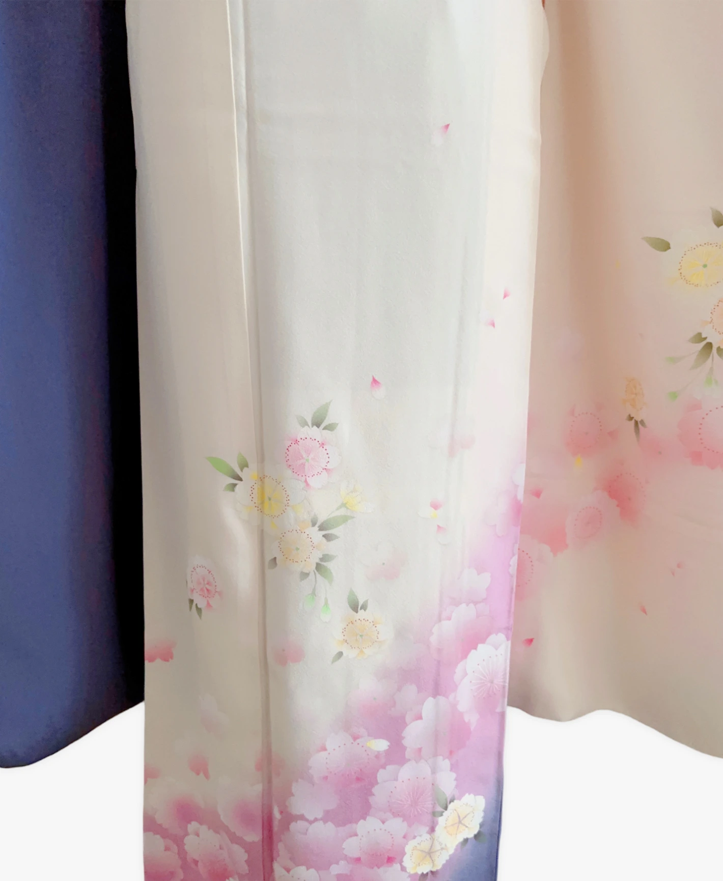 Ecru Sakura Blizzard Furisode - Image 5